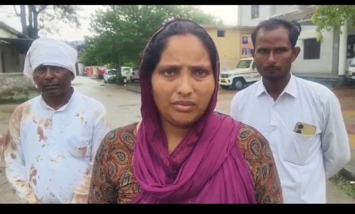 बेटी दुखी तो पूरा जहान दुखी एक पिता ने रोते हुए मीडिया को बताया