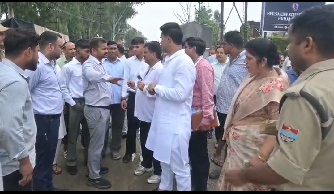 अभिषेक राकेश की दहाड़ 24 घंटो मे पुहाना मे लगा अधिकारियो का जमावड़ा